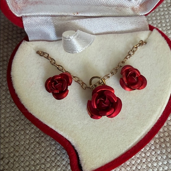 Jewelry - Red Rose Pendant Necklace and Earring Set - Women Jewelry